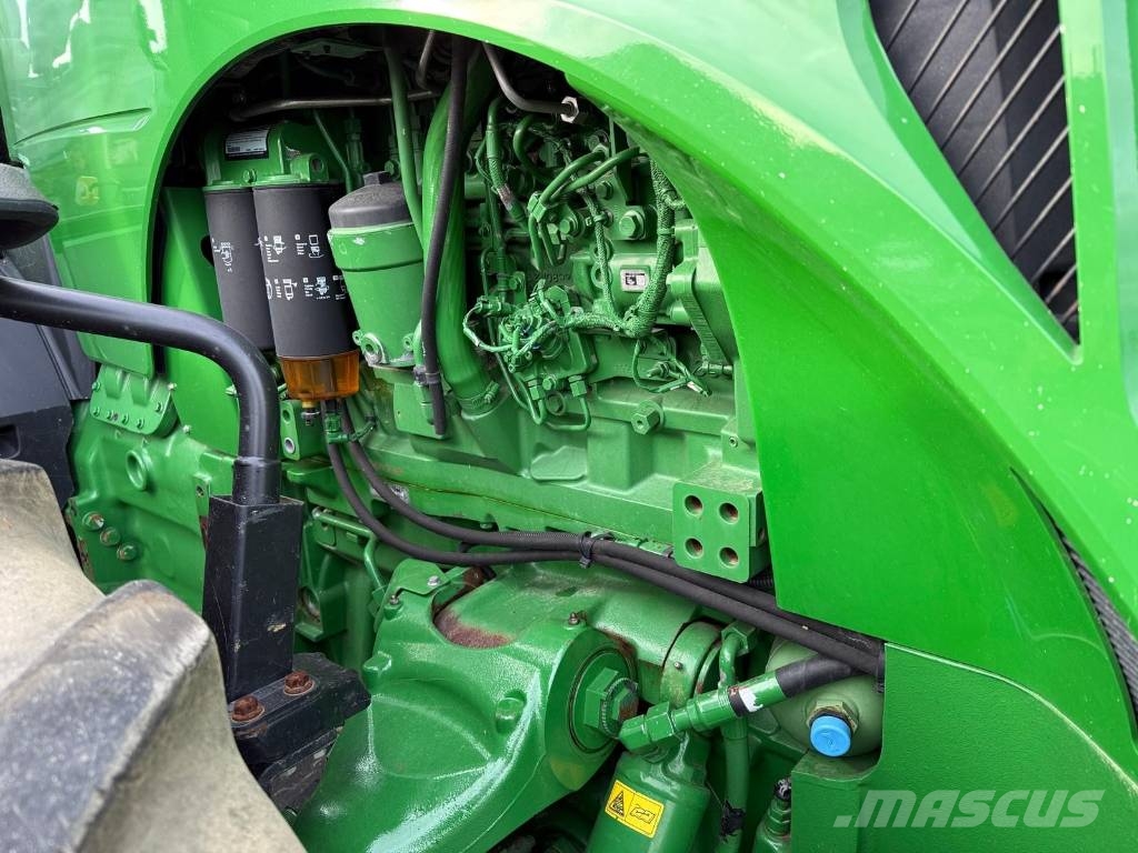 John Deere 8.345R Ultimate edition Traktorit