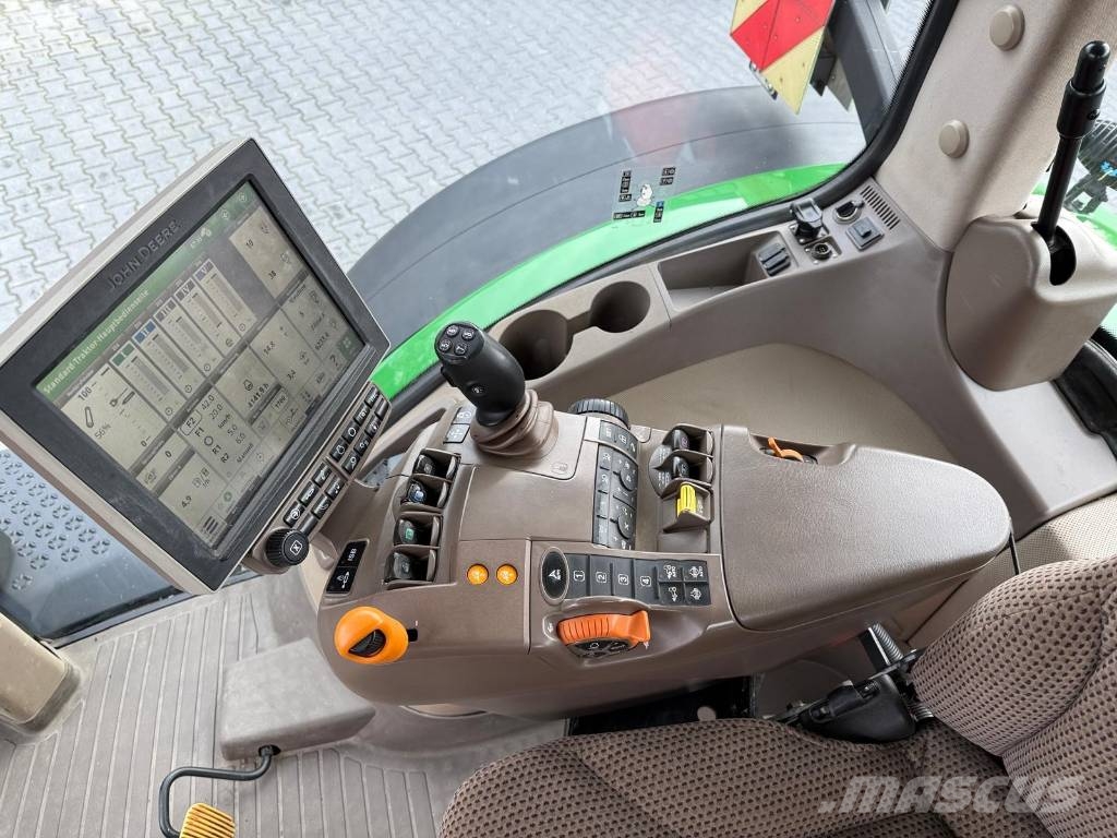 John Deere 8.345R Ultimate edition Traktorit