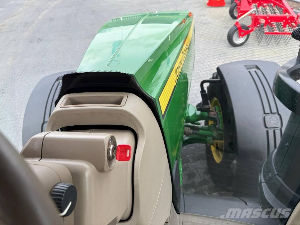 John Deere 8.345R Ultimate edition Traktorit