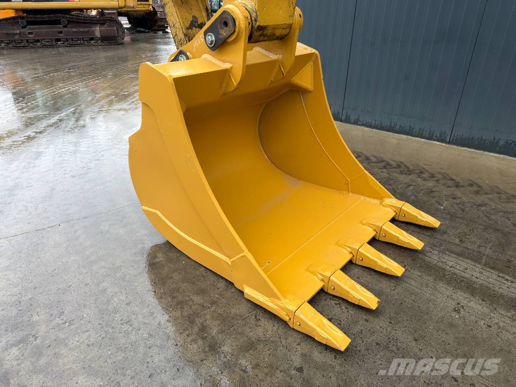 CAT 320E L Rupsgraafmachines
