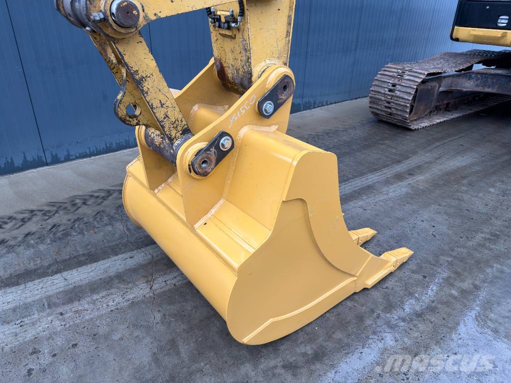 CAT 320E L Rupsgraafmachines