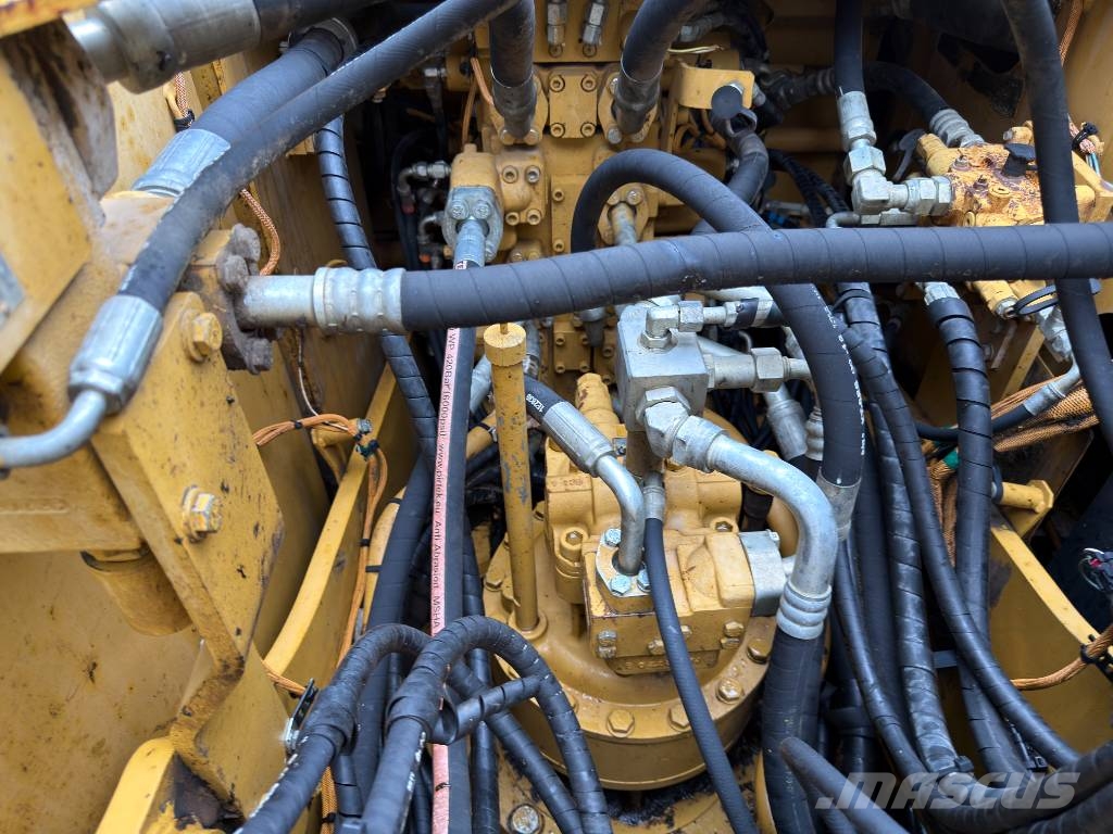 CAT 320E L Rupsgraafmachines