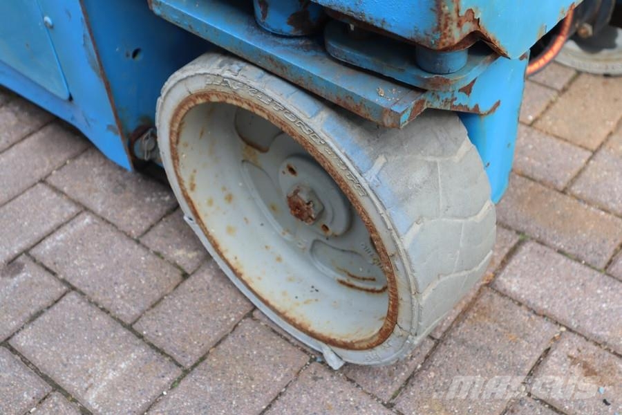 Genie GS2632 Electric, 10m Working Height, 227kg Capacit Škarjaste dvižne ploščadi