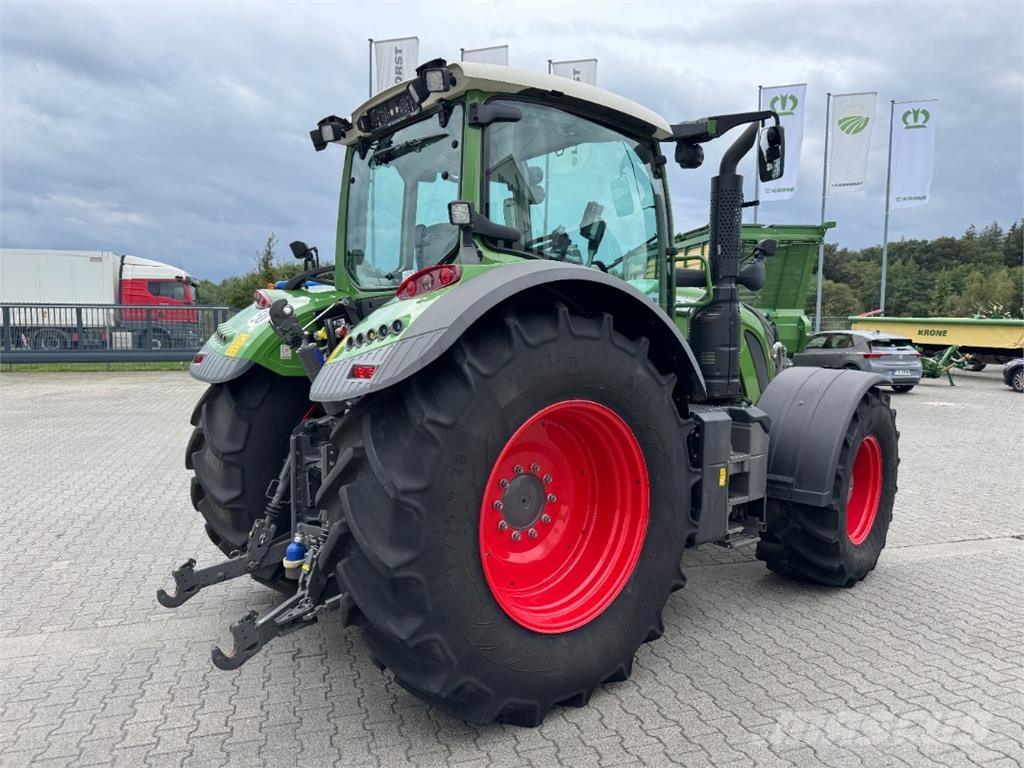 Fendt 722 VARIO S4 *Original NUR 272 Stunden* Tractors