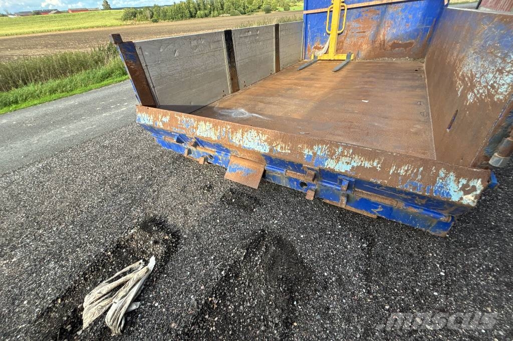 Växelflak GMM med aluminiumlämmar i sidan. Demonteerbaar