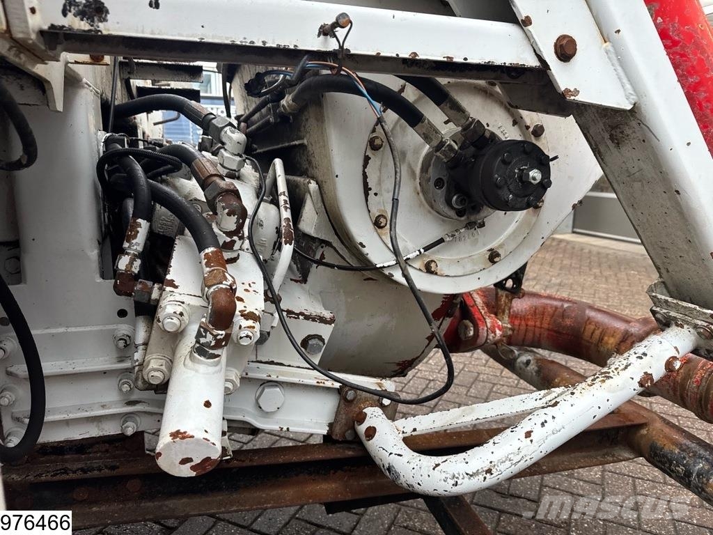 Mercedes-Benz Axor 1828 EURO 3, Steel suspension, 2x Remote, Sch Betonpomptrucks