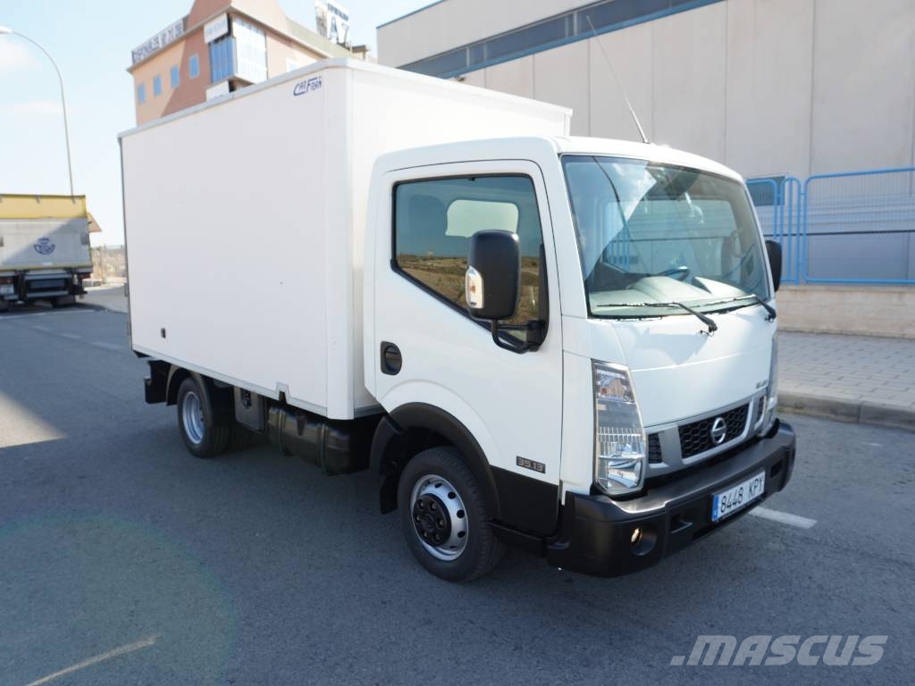 Nissan NT400 35.13 CAJA CERRADA ***55.000 KMS*** شاحنات ذات هيكل صندوقي