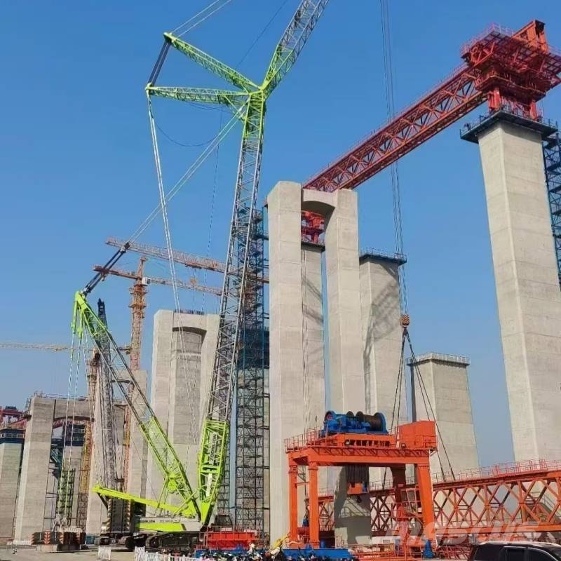 Zoomlion ZCC 5000 Tracked cranes