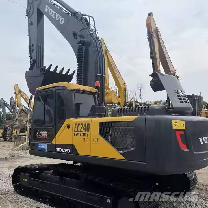 Volvo EC240D Гусеничные экскаваторы