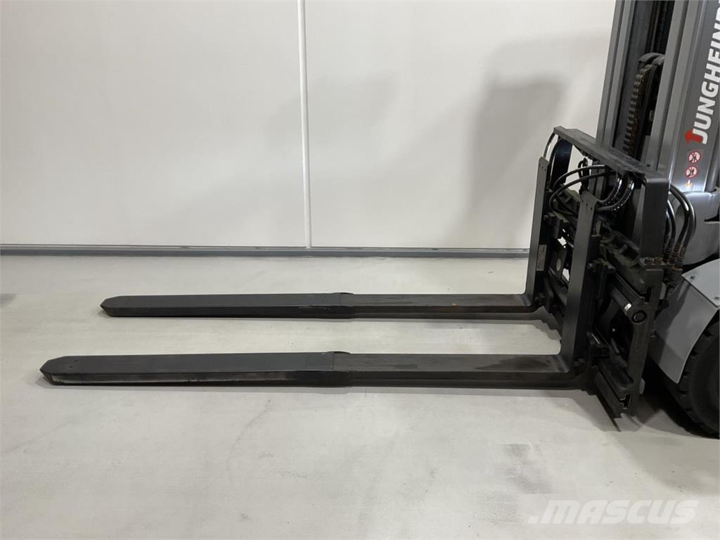 Jungheinrich DFG 435S Дизельні навантажувачі