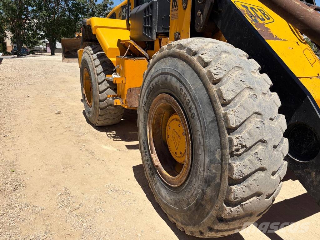 JCB 436 Iekrāvēji uz riteņiem