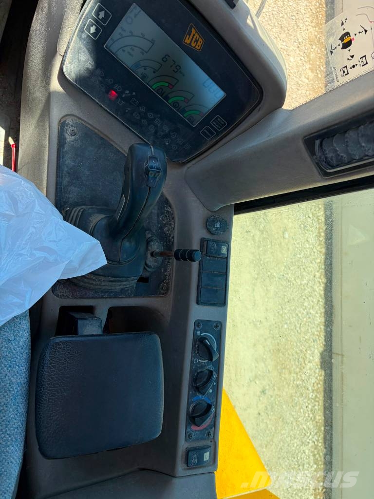 JCB 436 Iekrāvēji uz riteņiem