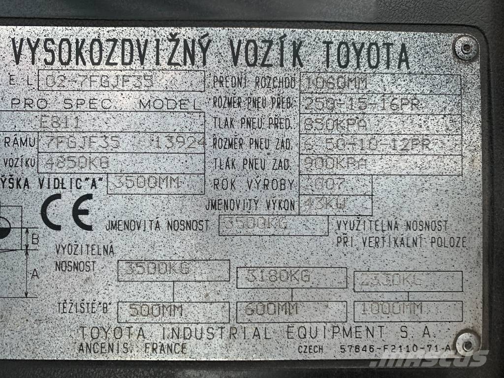 Toyota 7 FGJF 35 -V2997 OB Gázüzemű targoncák