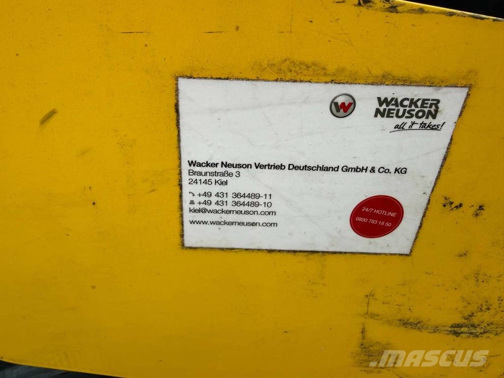 Wacker Neuson RD18-100 Tandemové válce