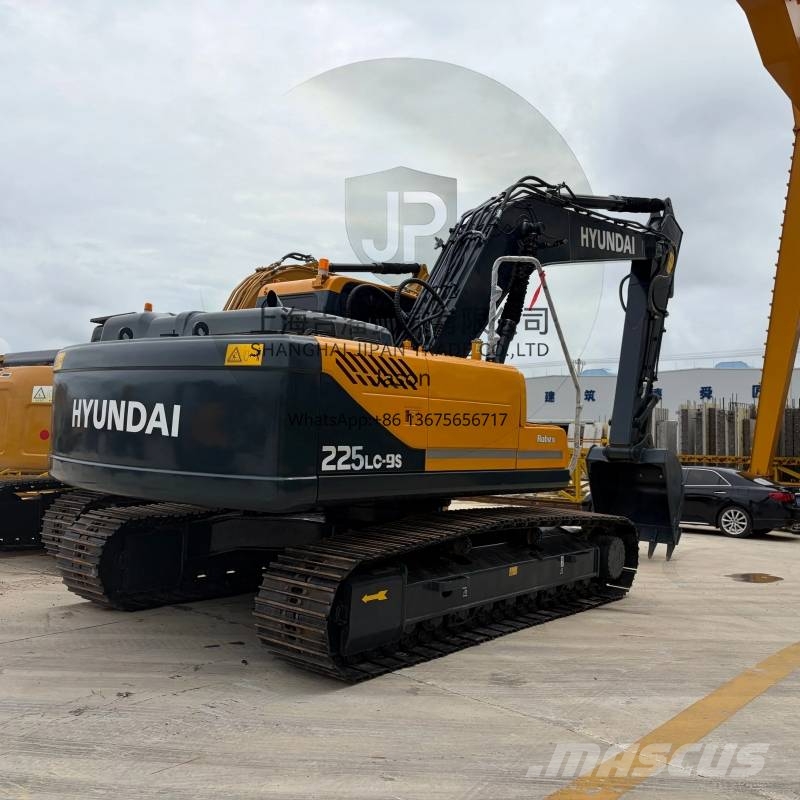 Hyundai Robex 225 LC-9 S 大型油圧ショベル12t以上(パワーショベル・ユンボ)