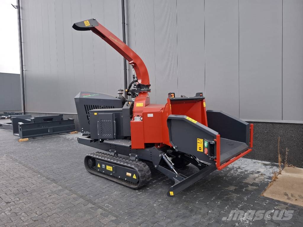 Greentec Cheetah 30 Track 木材削片机