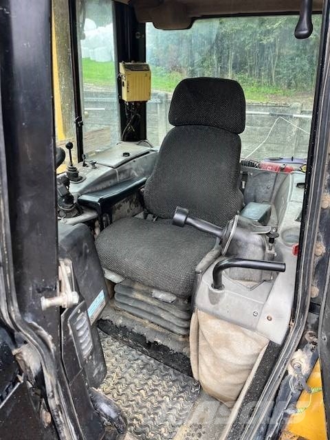 CAT D 6 N LGP Spycharki gąsienicowe