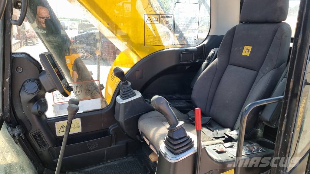 JCB JS 220 LC 履带挖掘机