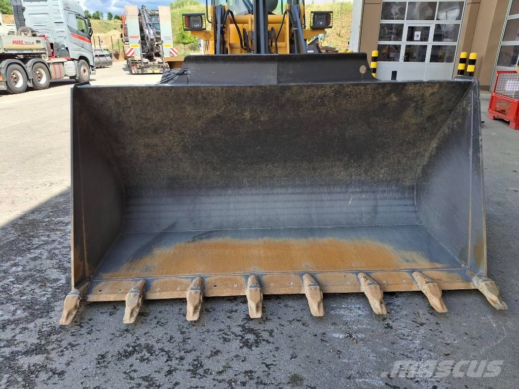 Volvo Ladeschaufel L70 WLA83735 #A-7223 Cucharones