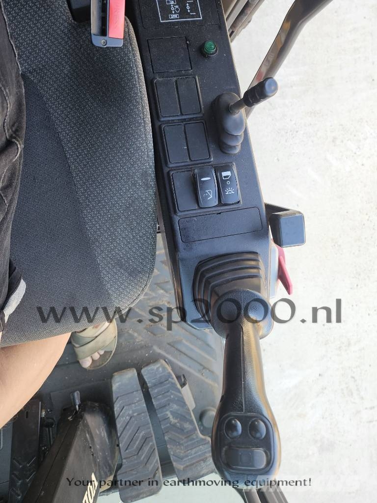 Volvo EW 160 E حفارات بعجل