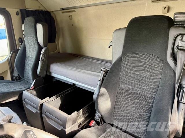 Mercedes-Benz Actros 1840 BigSpace/LowLiner Voll Luft/Eu6/371tkm Sattelzugmaschinen