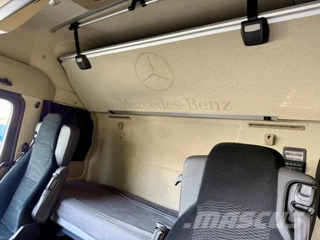 Mercedes-Benz Actros 1840 BigSpace/LowLiner Voll Luft/Eu6/371tkm Sattelzugmaschinen