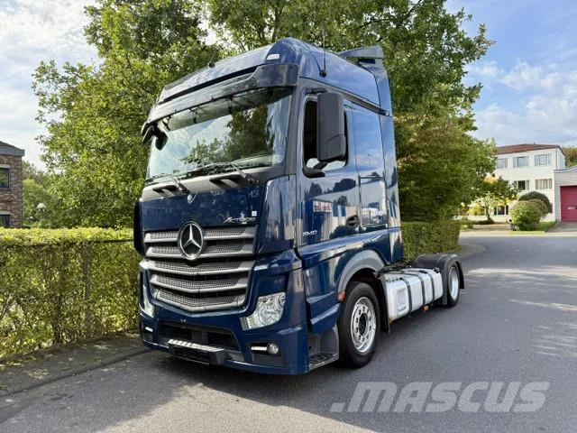 Mercedes-Benz Actros 1840 BigSpace/LowLiner Voll Luft/Eu6/371tkm Sattelzugmaschinen
