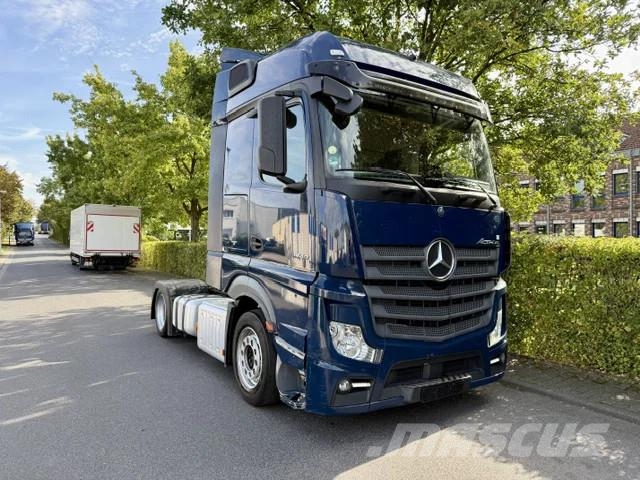 Mercedes-Benz Actros 1840 BigSpace/LowLiner Voll Luft/Eu6/371tkm Sattelzugmaschinen