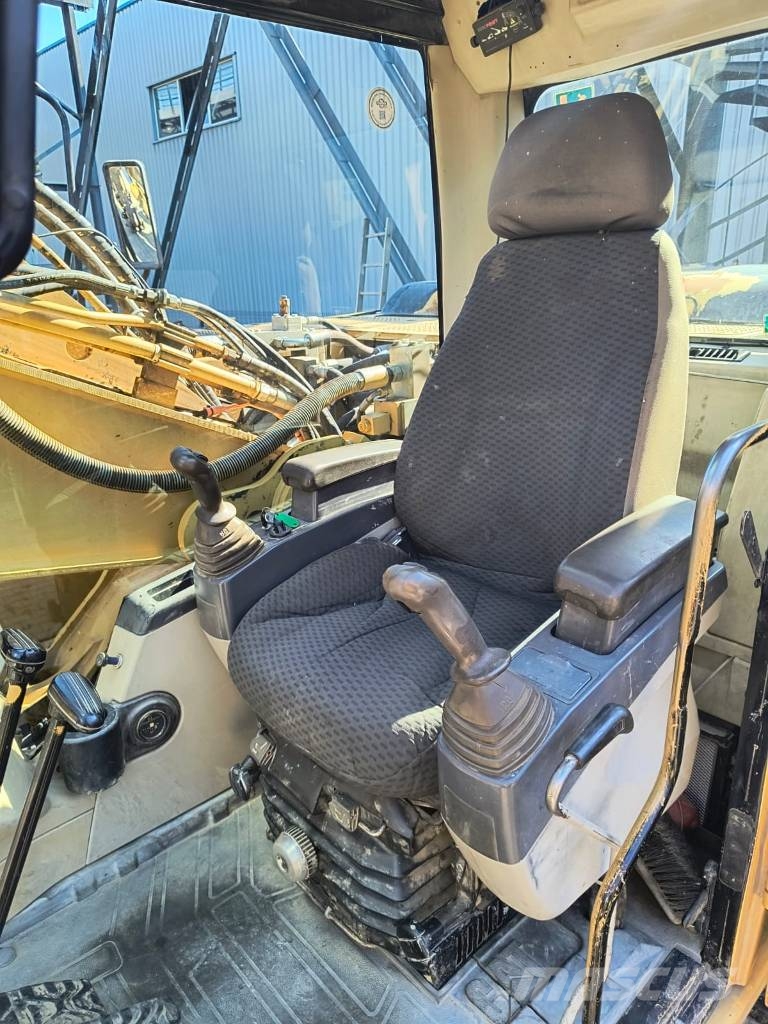 CAT 325 C LN Gravemaskiner på larvebånd
