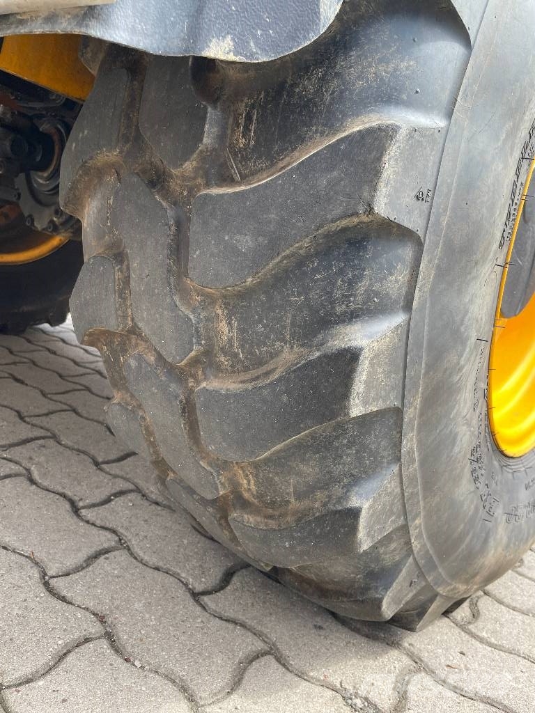 JCB Radlader 409SV Stage V mit Ladeschaufel und Gabel Фронтальні навантажувачі