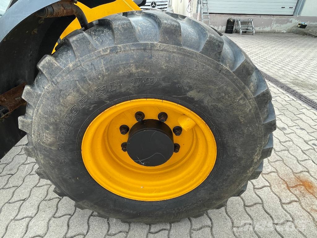 JCB Radlader 409SV Stage V mit Ladeschaufel und Gabel Фронтальні навантажувачі