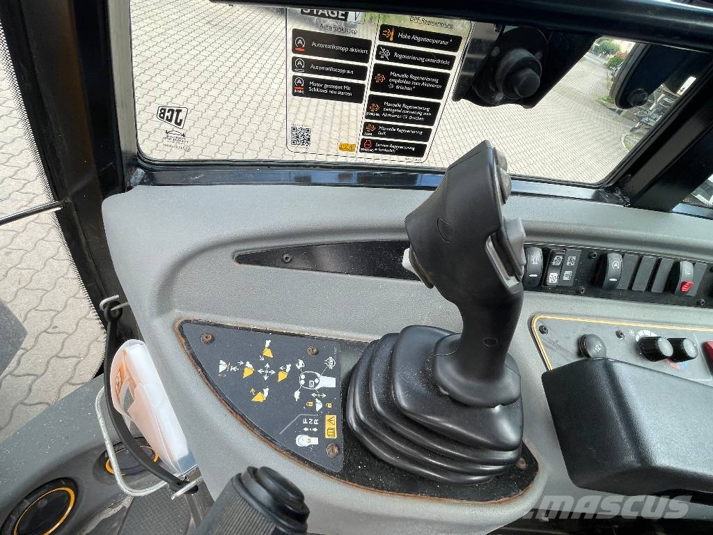 JCB Radlader 409SV Stage V mit Ladeschaufel und Gabel Фронтальні навантажувачі