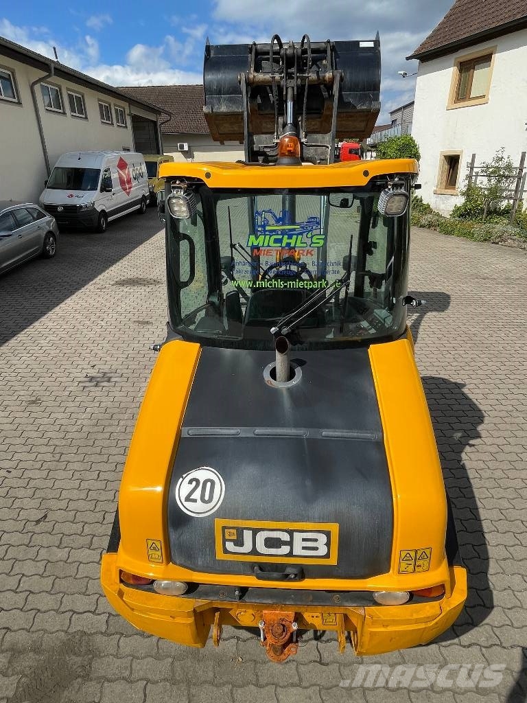 JCB Radlader 409SV Stage V mit Ladeschaufel und Gabel Фронтальні навантажувачі