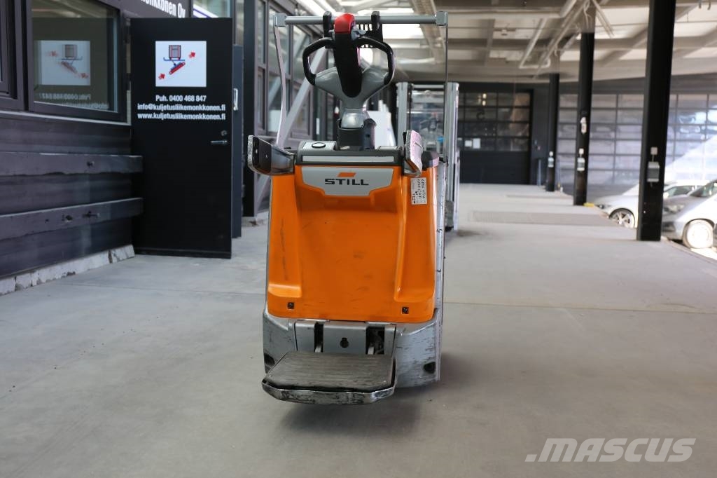 Still EXH-SF20 Low lift with platform