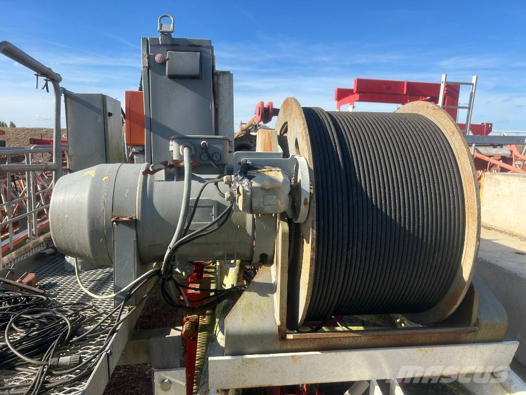 Potain MD 95 B Stolpni žerjavi