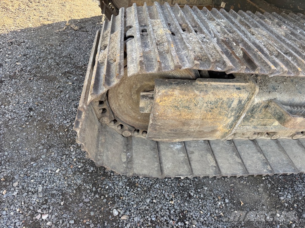 Hyundai HX 140 AL Bandgrävare