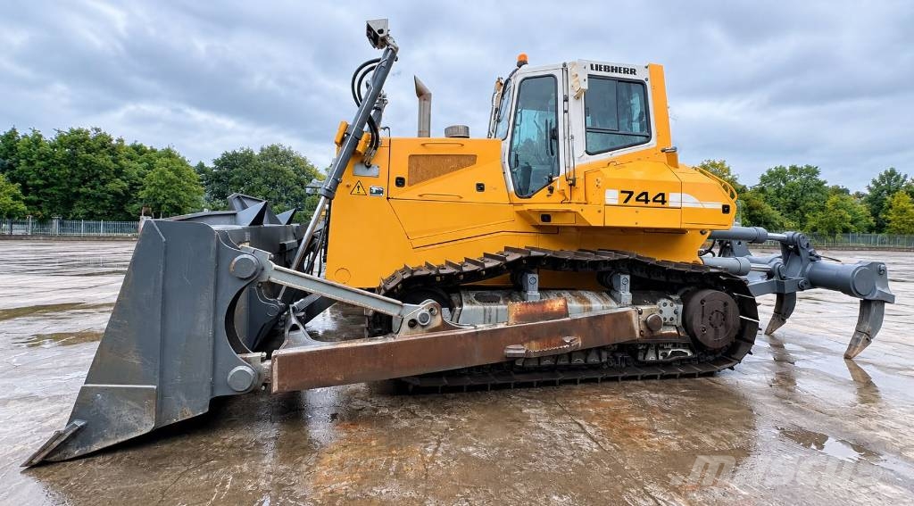 Liebherr PR 744 RIPPER Buldožeri guseničari