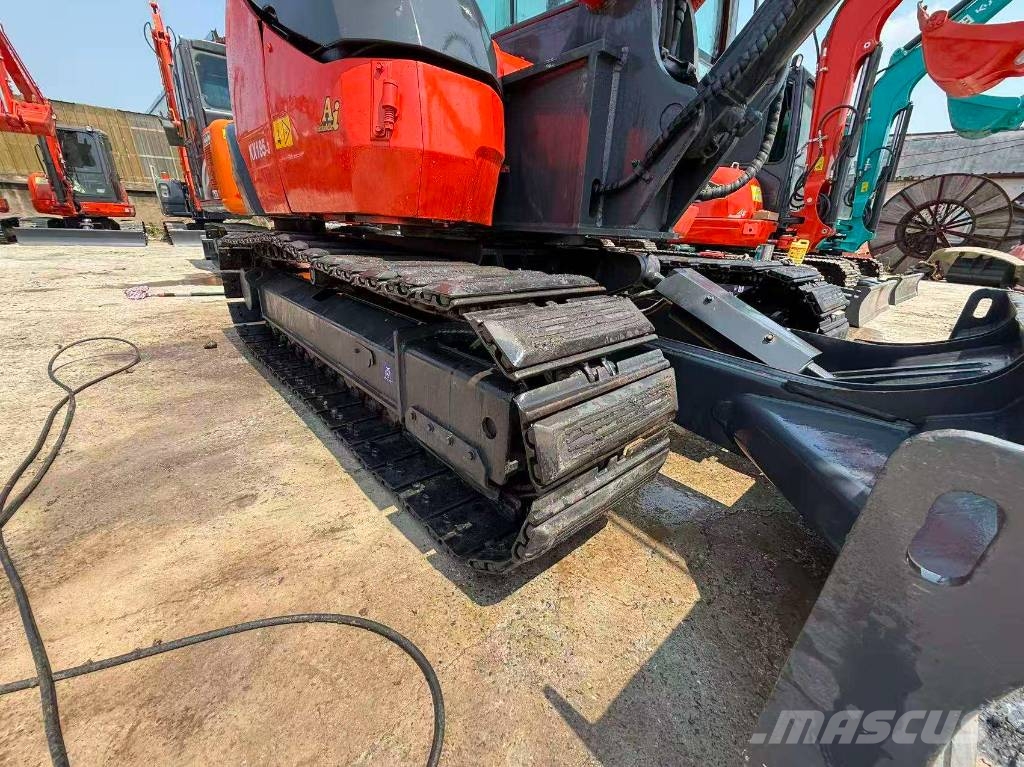 Kubota KX 185-3 Малые экскаваторы 7т-12т
