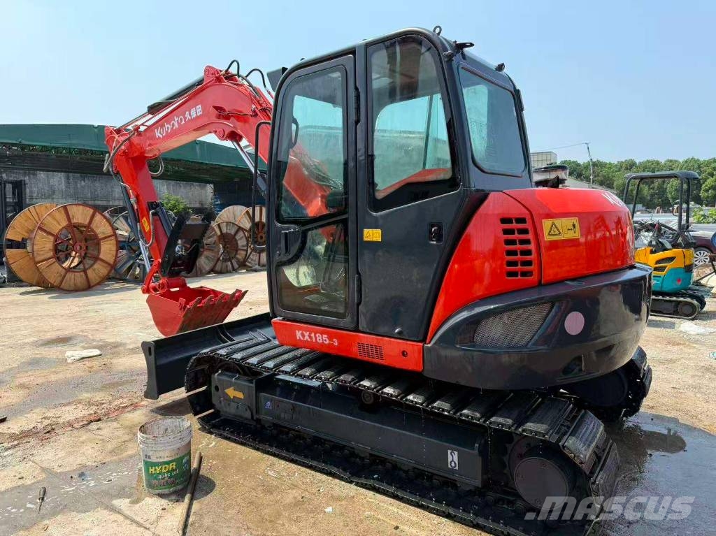 Kubota KX 185-3 Малые экскаваторы 7т-12т
