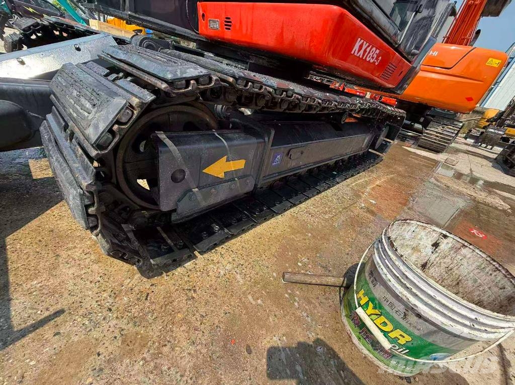 Kubota KX 185-3 Малые экскаваторы 7т-12т