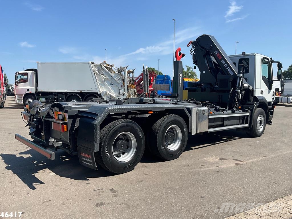 Iveco Trakker AD260T36 6x4 Hiab 24 Tonmeter laadkraan Camion con gancio di sollevamento