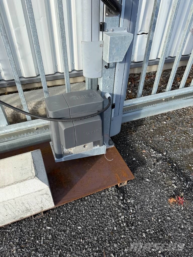 CCAB Ny Motorgrind Mobil elektrisk skjutgrind Svalan 6m Site Accomodation