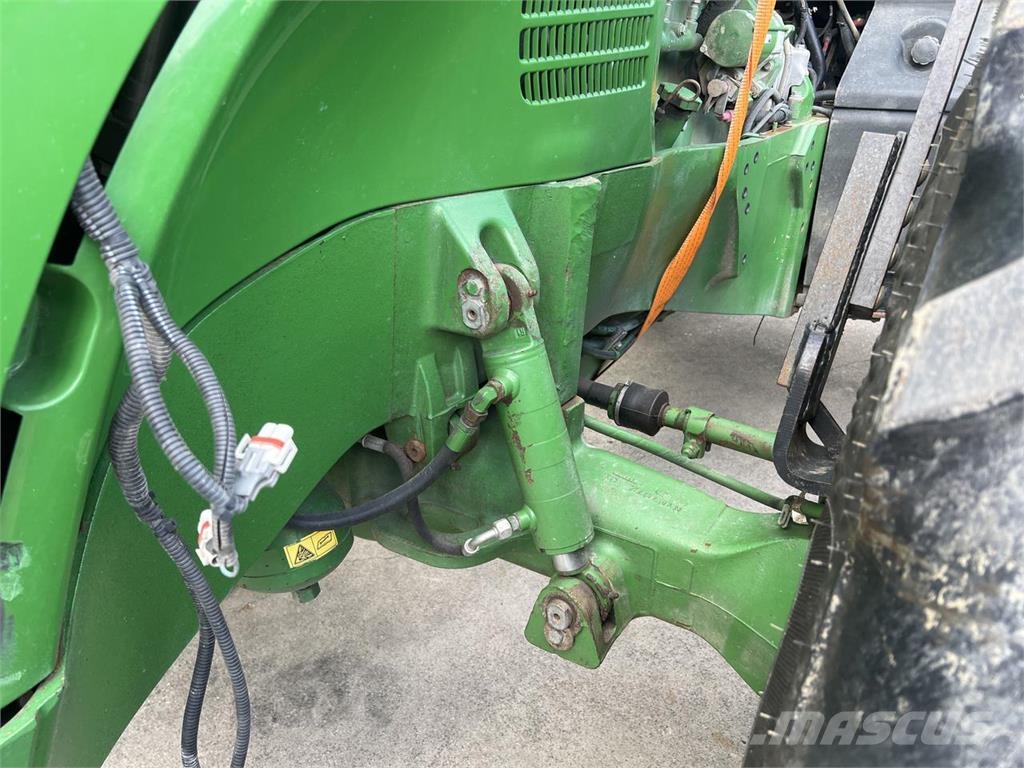 John Deere 7020 Series Tractoren