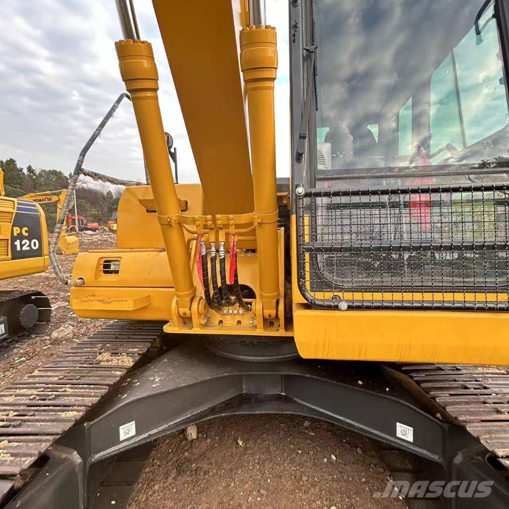 Komatsu PC 110 中型挖掘机