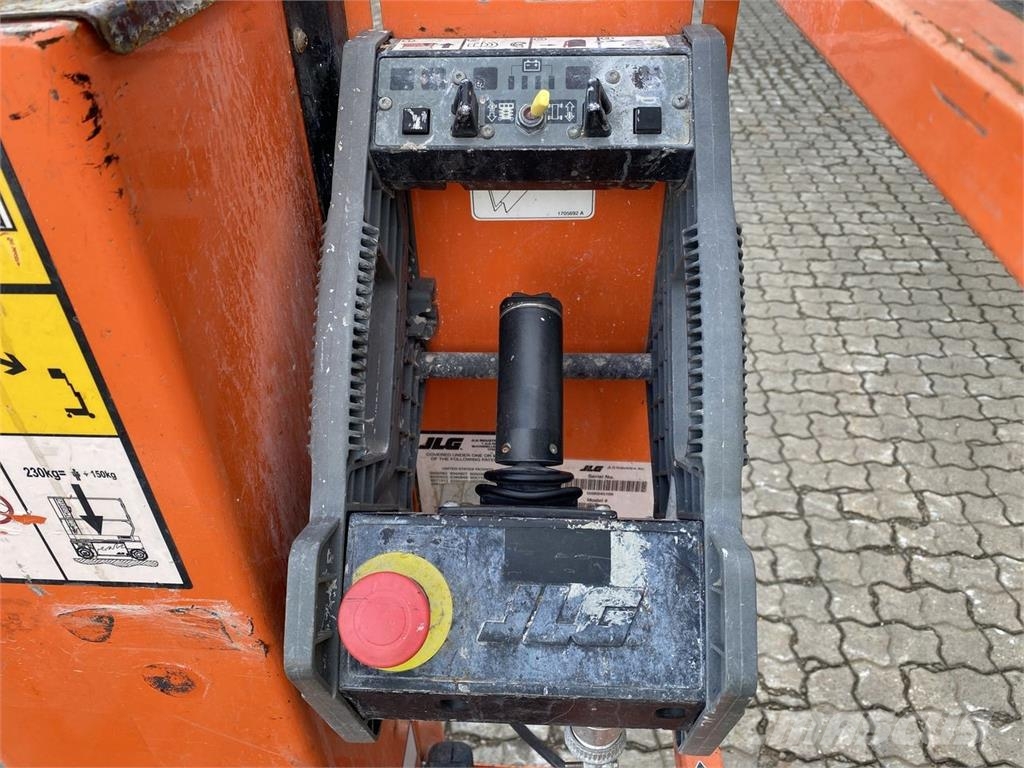 JLG 1230ES Podnośniki masztowe