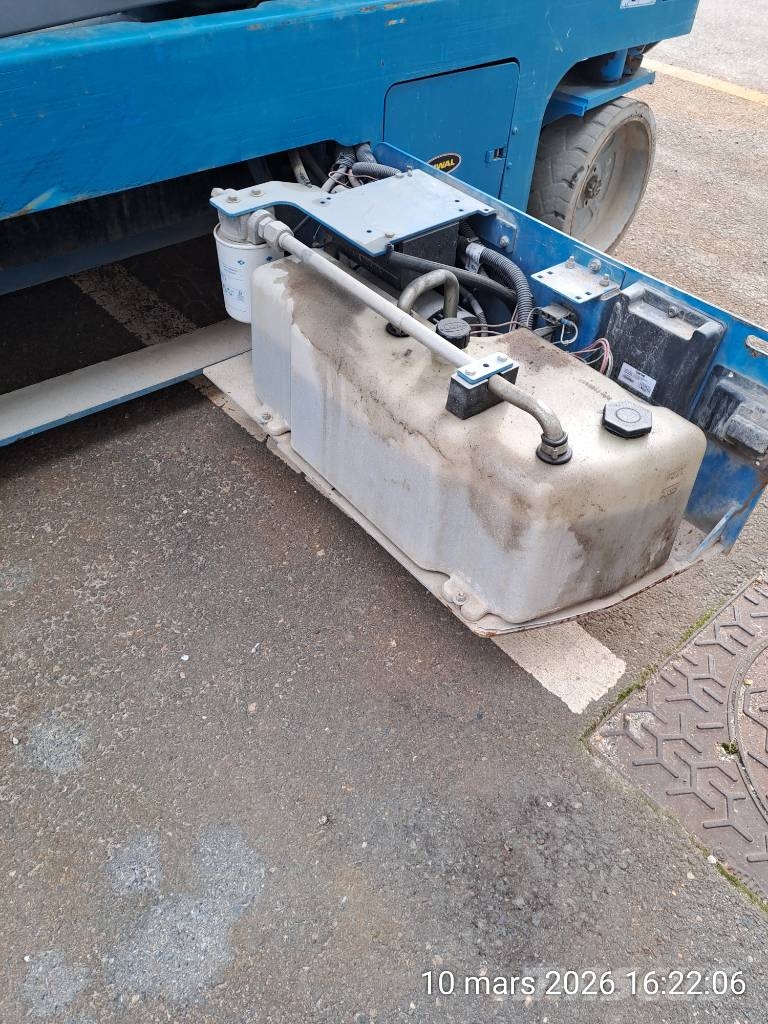 Genie GS 4047 Šķerveida pacēlāji
