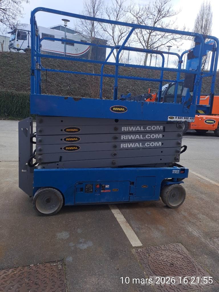 Genie GS 4047 Šķerveida pacēlāji
