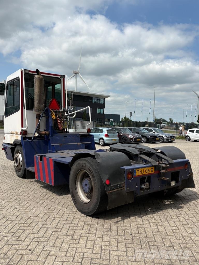 Terberg YT222 Terminalzugmaschinen