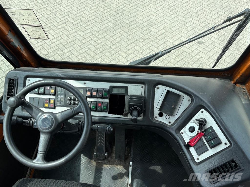 Terberg YT222 Terminalzugmaschinen