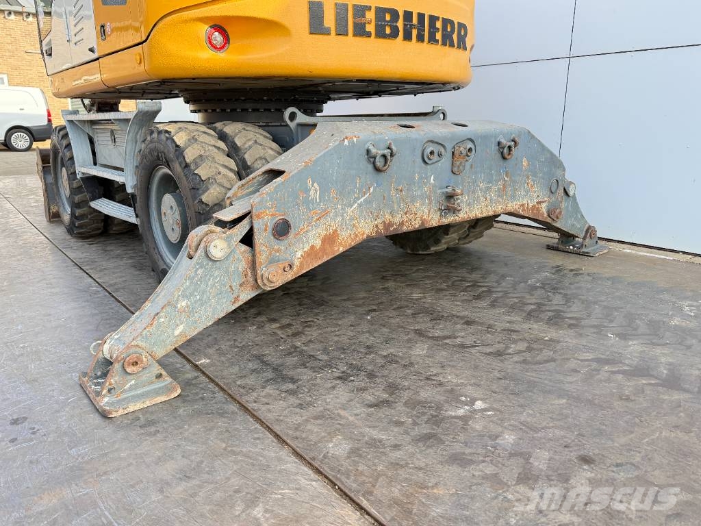 Liebherr A914 - Triple Boom / 2 extra Buckets! Bagri na kolesih